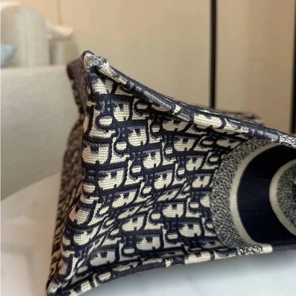 Dior Navy Monogram Tote Bag - Picture 10 of 15